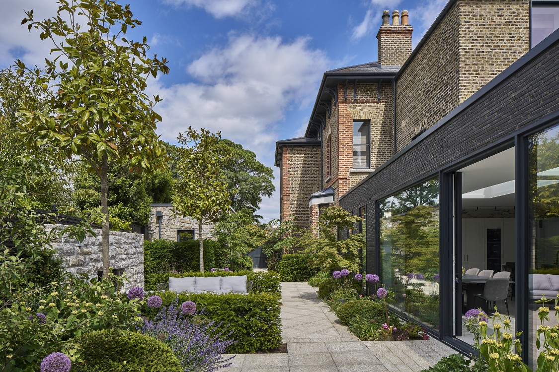 Coastal Garden — Residential Property Photography Coastal Garden